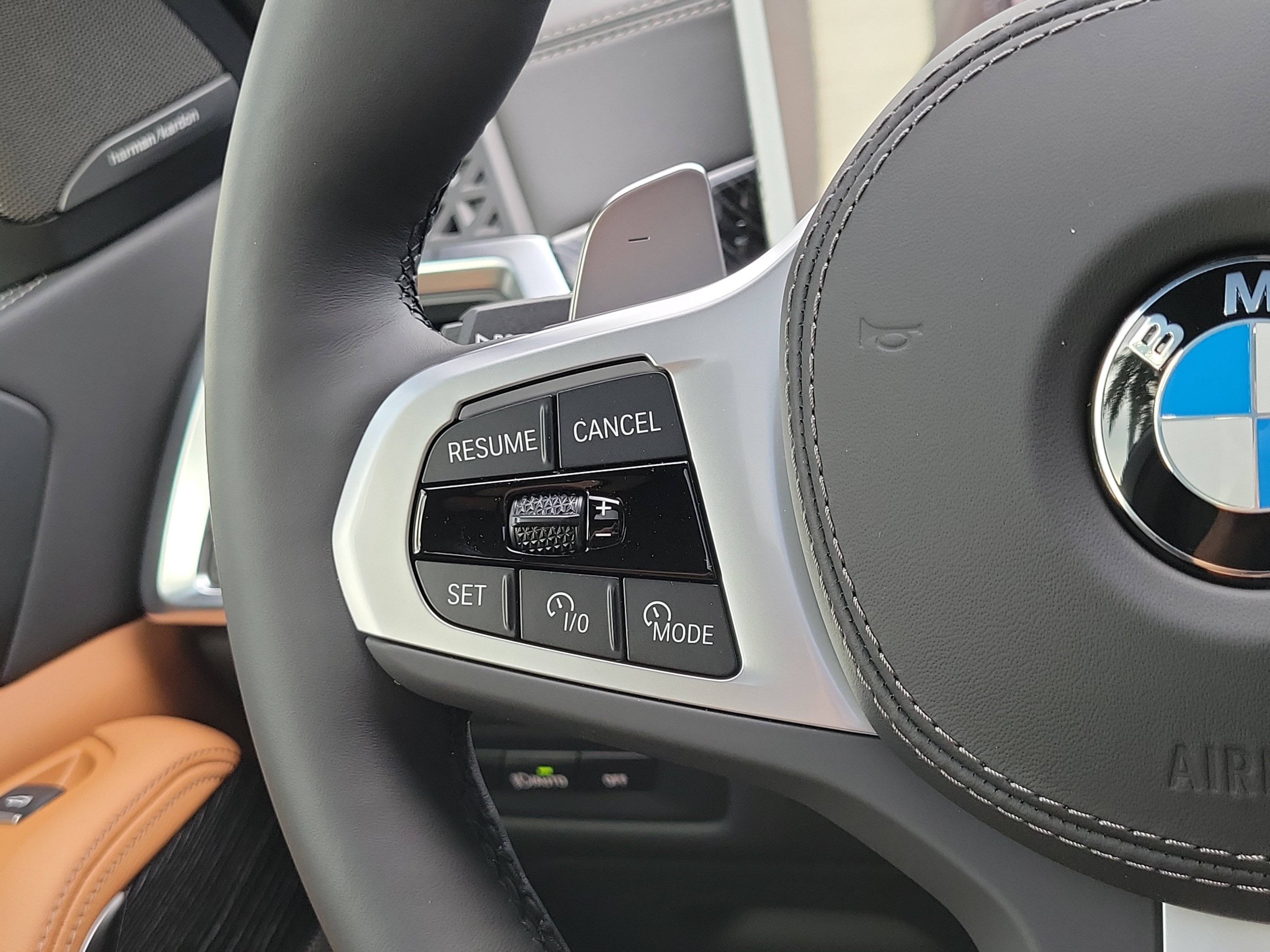 New 2026 BMW X5 xDrive40i w/ M Sport Package AWD/4WD image 15
