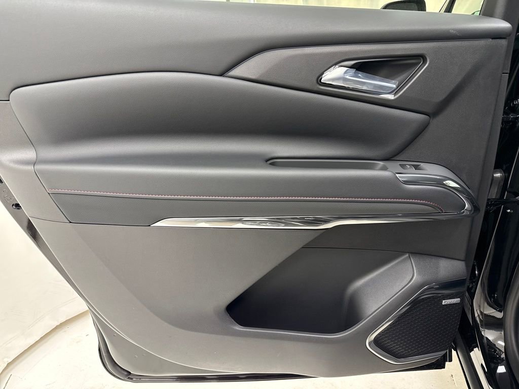 New 2026 Chevrolet Traverse RS image 18