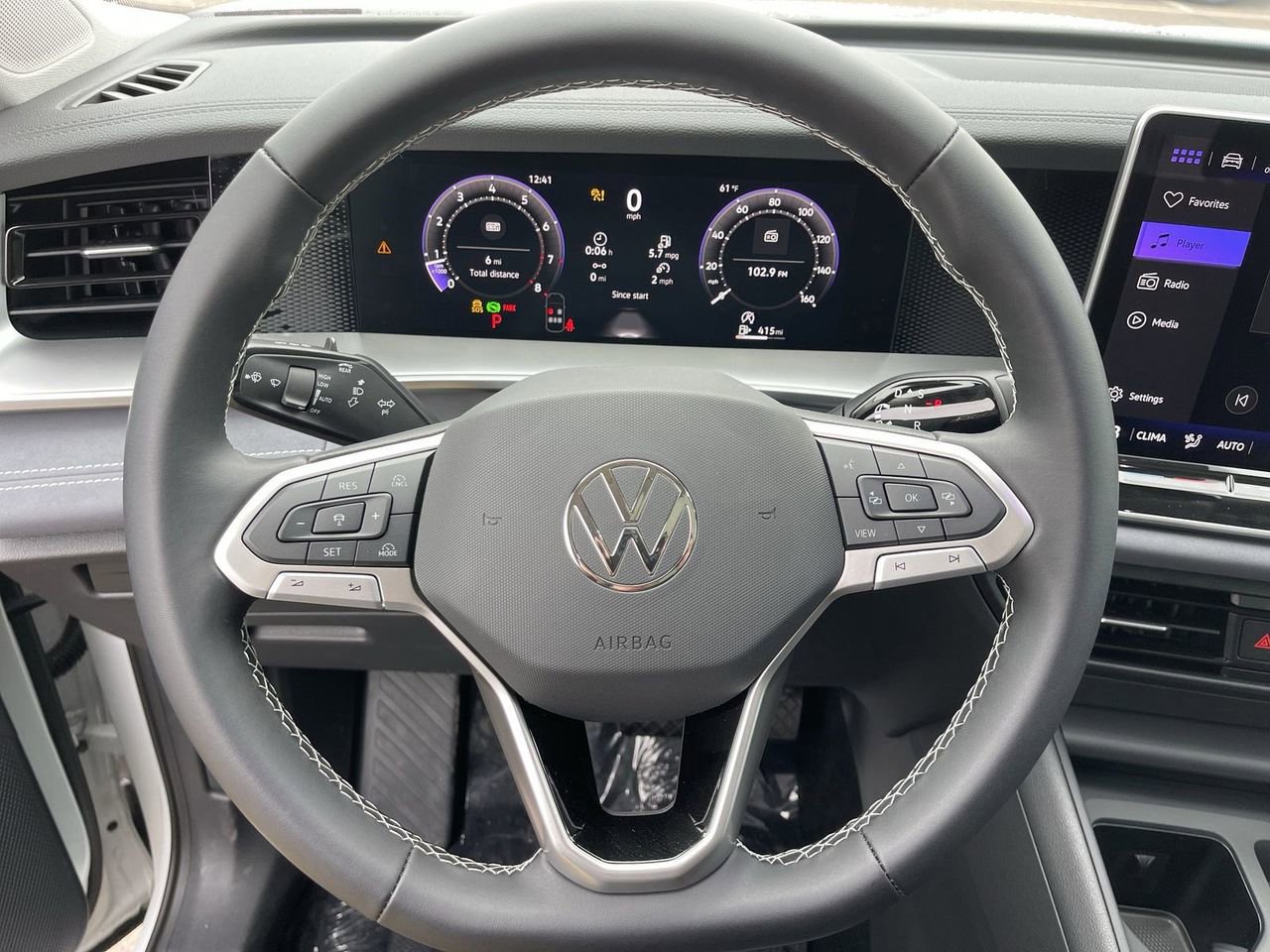 New 2026 Volkswagen Tiguan SE image 19