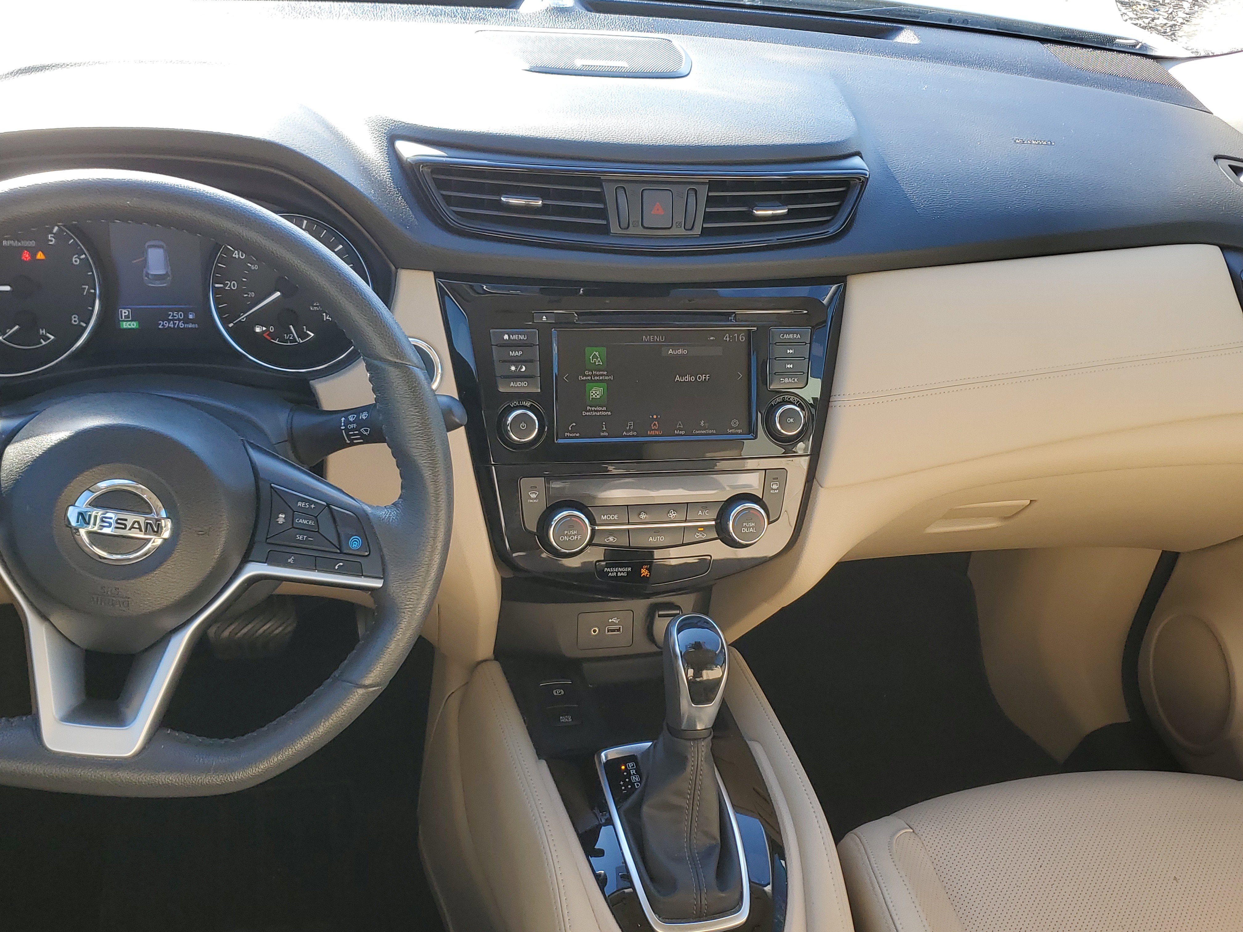 Used 2020 Nissan Rogue SL w/ Premium Package image 22