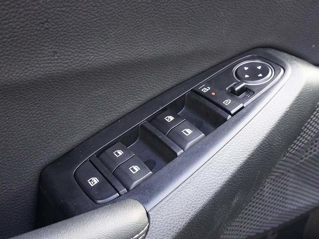 Used 2026 Kia Seltos S AWD/4WD image 41