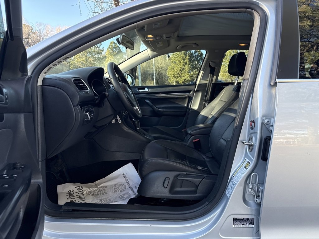 Used 2012 Volkswagen Jetta TDI image 10