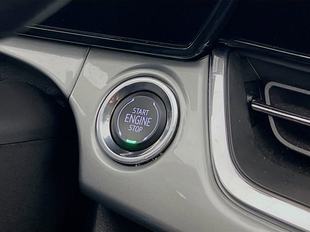 Used 2025 Chevrolet Trax LT image 15