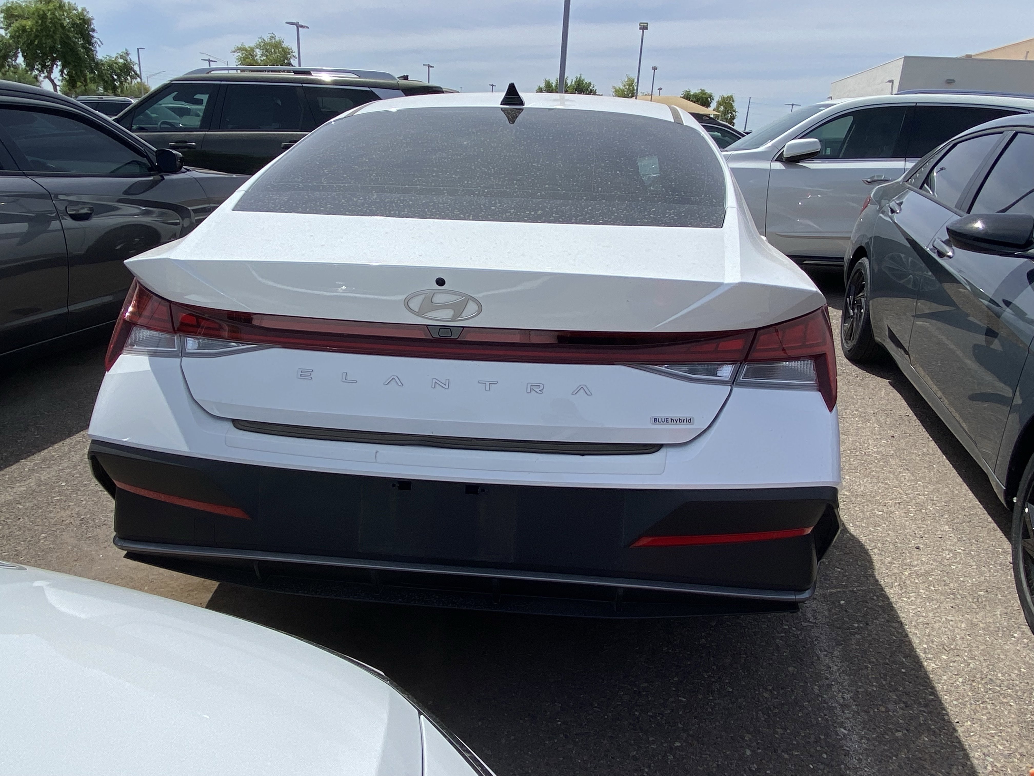 Certified 2024 Hyundai Elantra Blue FWD image 3