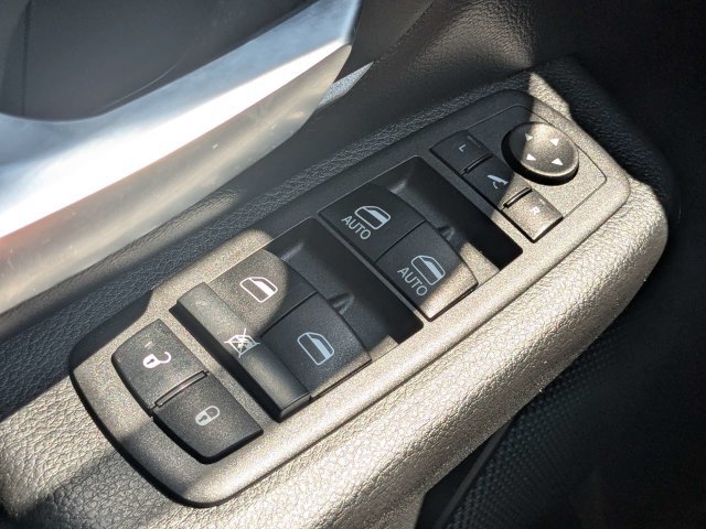 Used 2022 RAM 1500 Big Horn RWD image 26