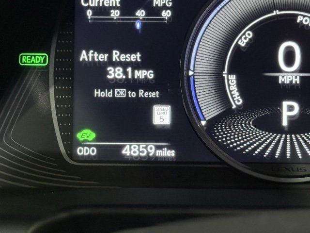 Used 2025 Lexus ES 300h w/ Premium Package image 36