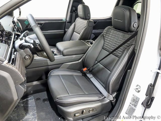 New 2025 GMC Sierra EV Denali image 9