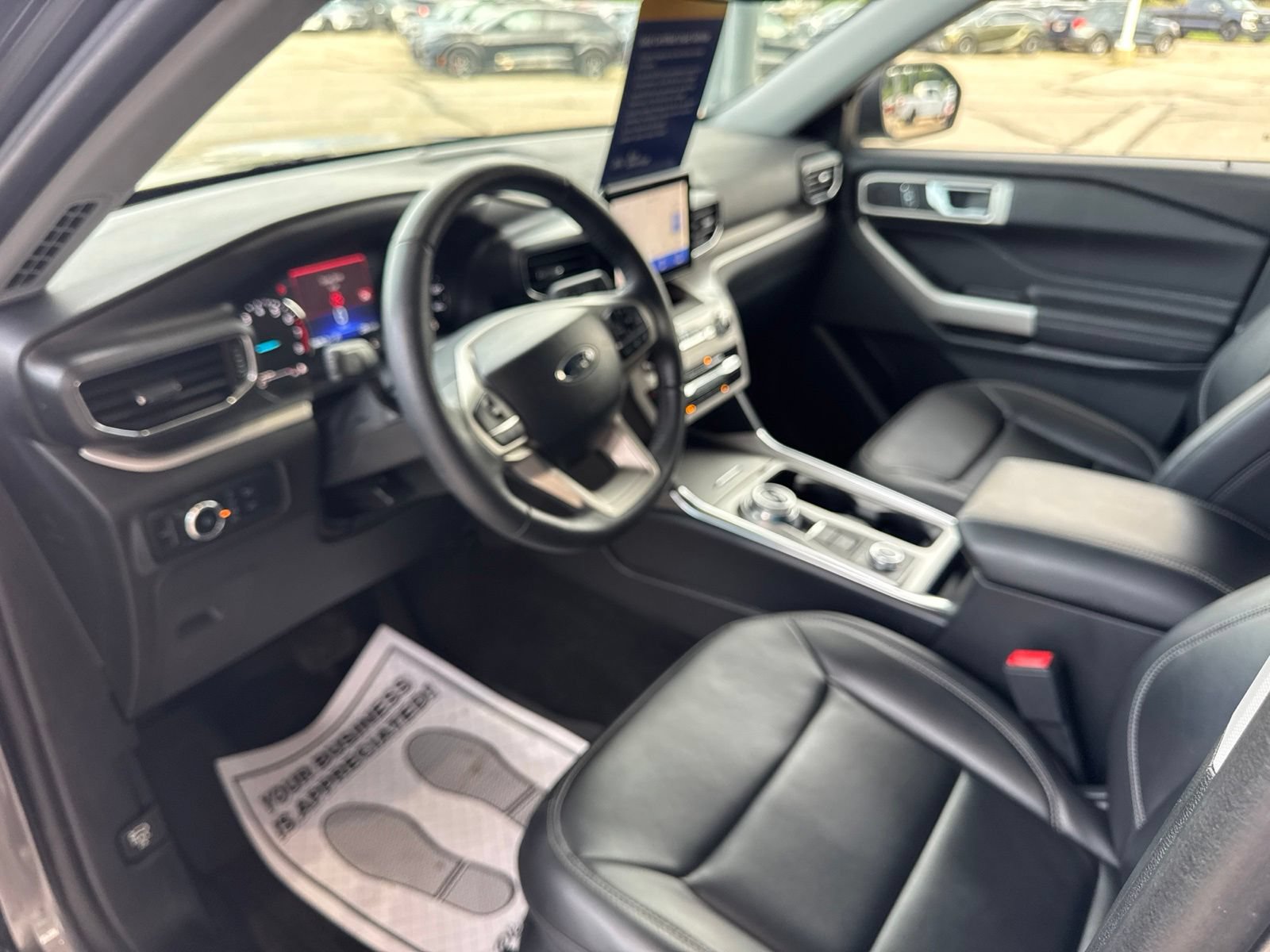 Certified 2024 Ford Explorer XLT w/ Equipment Group 202A AWD/4WD image 23