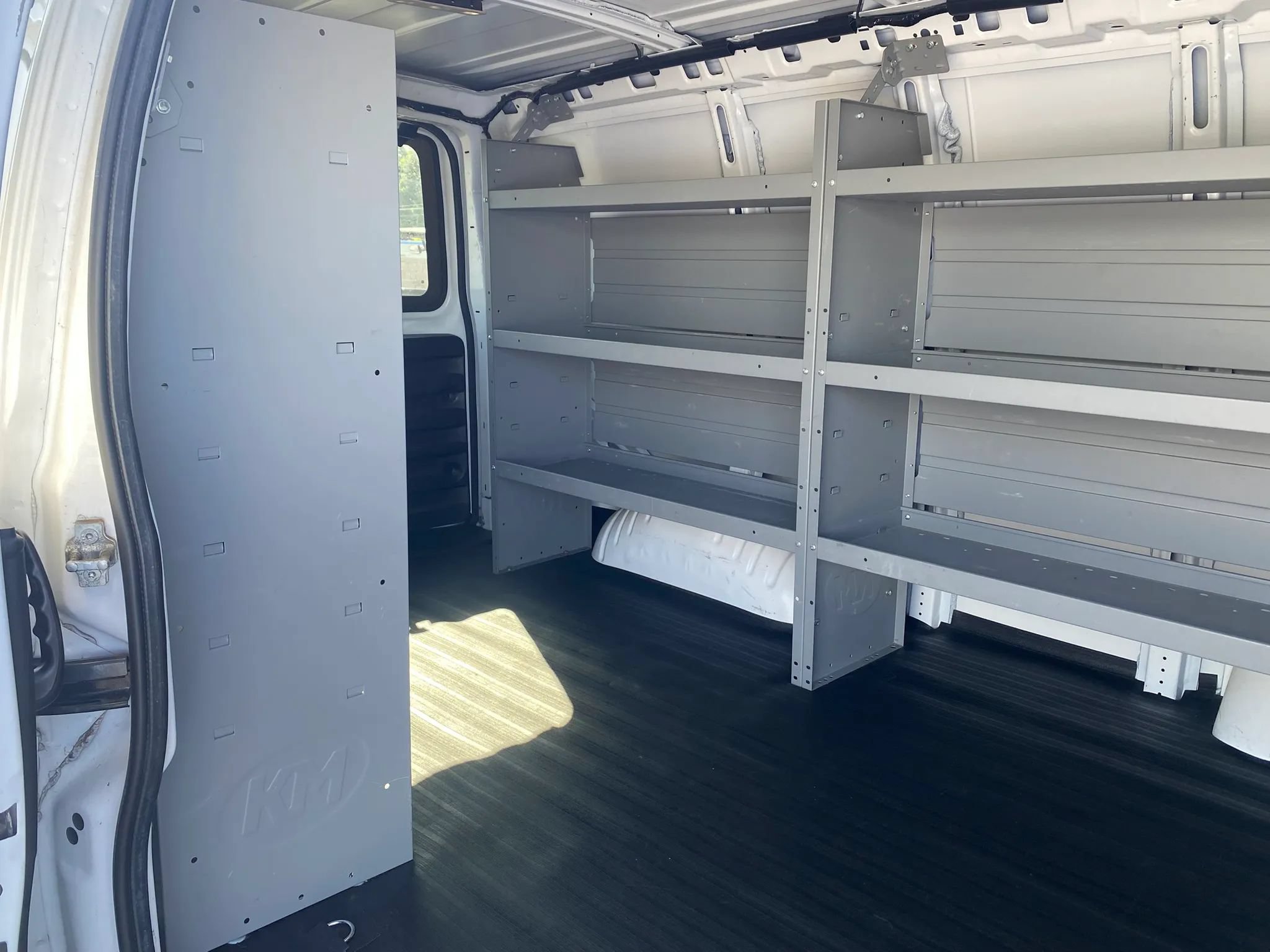 Used 2020 Chevrolet Express 2500 w/ Safety Package RWD image 23