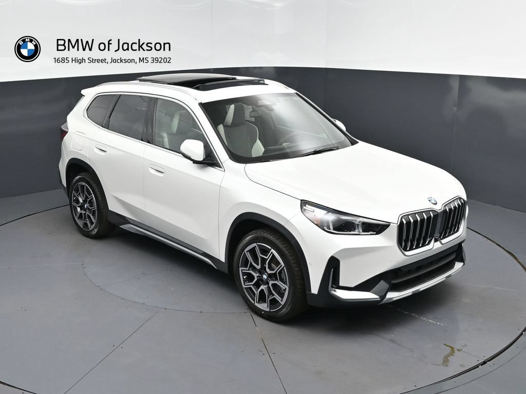 New 2026 BMW X1 xDrive28i w/ Technology Package