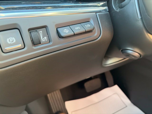Used 2026 Cadillac XT5 Premium Luxury w/ Driver Assist Package AWD/4WD image 22