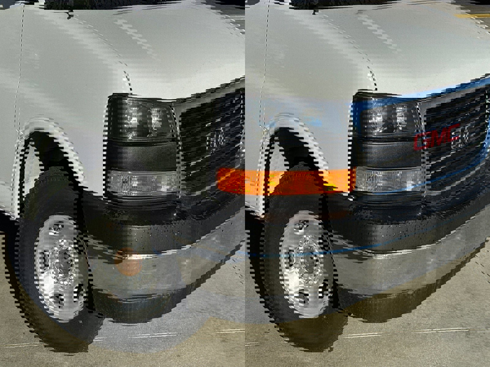 New 2025 GMC Savana 3500 w/ Power Convenience Package image 3