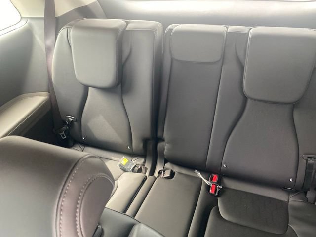 Used 2026 Kia Carnival EX FWD image 8