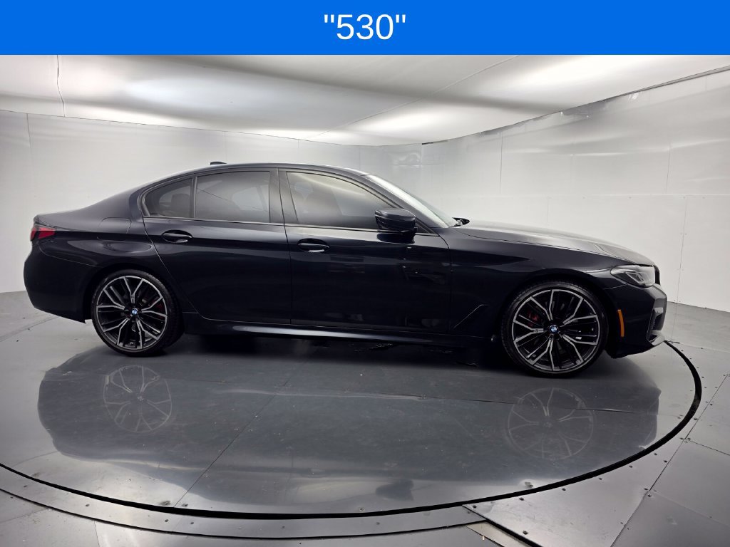 Used 2021 BMW 530i w/ M Sport Package RWD image 3