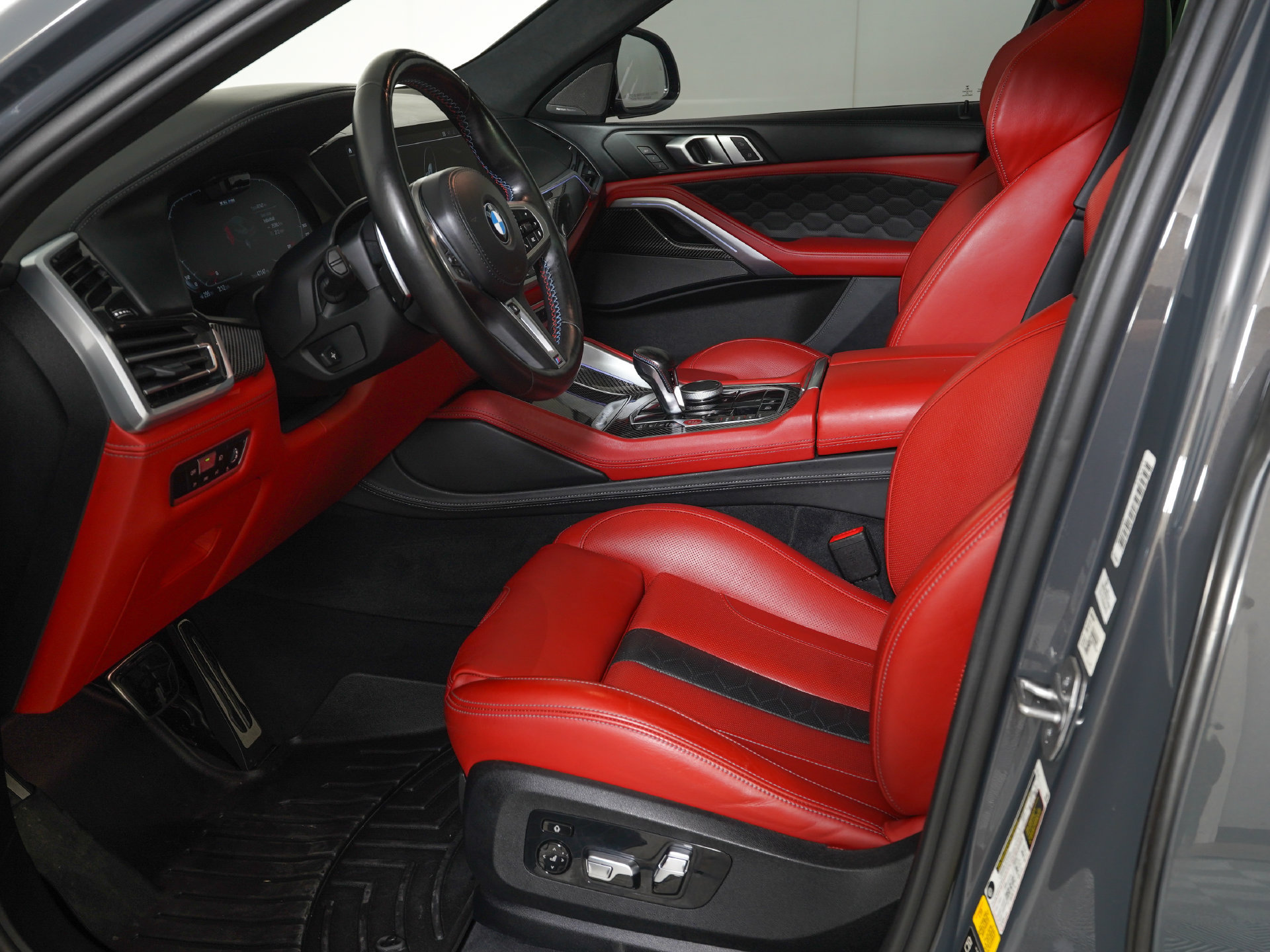 Used 2023 BMW X6 M w/ Competition Package AWD/4WD image 14