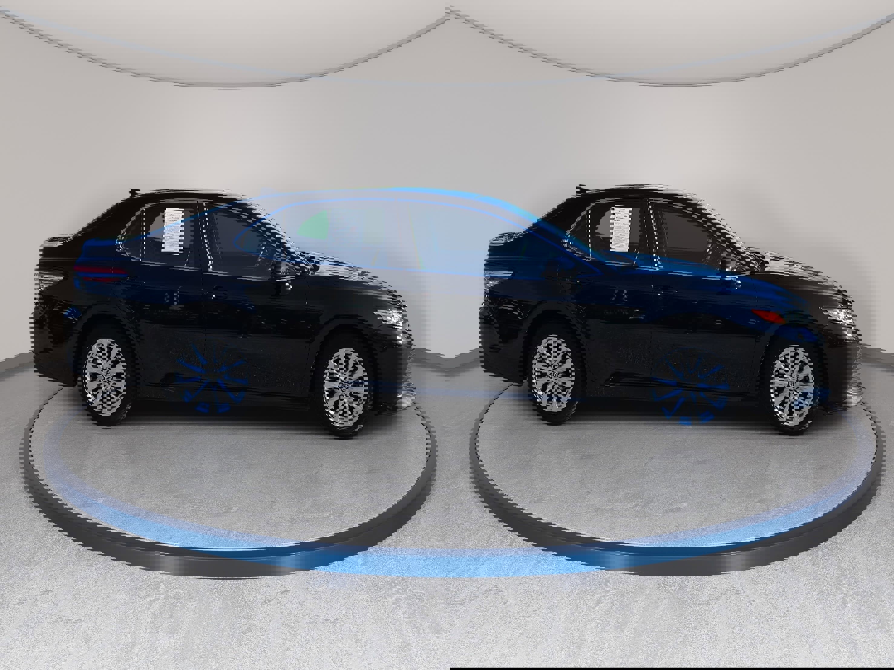 Used 2020 Toyota Camry LE FWD image 4