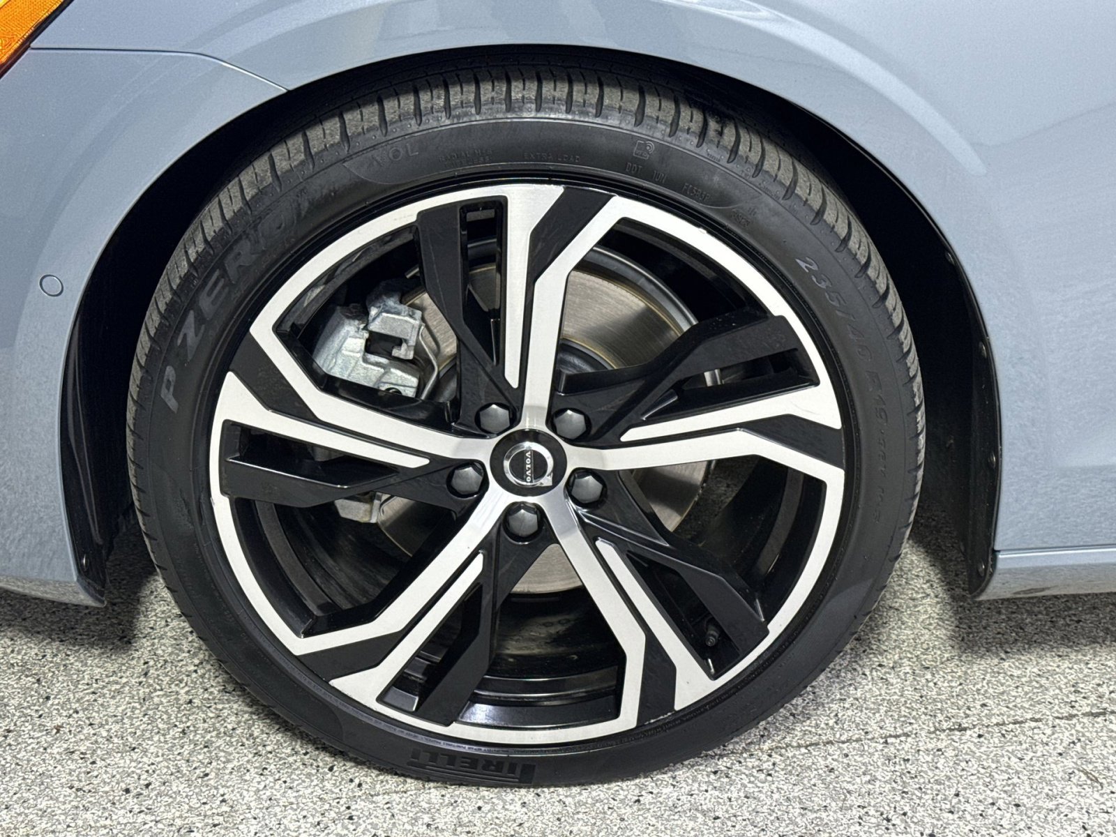 Used 2024 Volvo S60 B5 Plus image 16