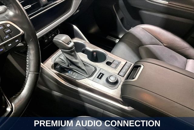 Used 2021 Toyota Highlander Platinum AWD/4WD image 24