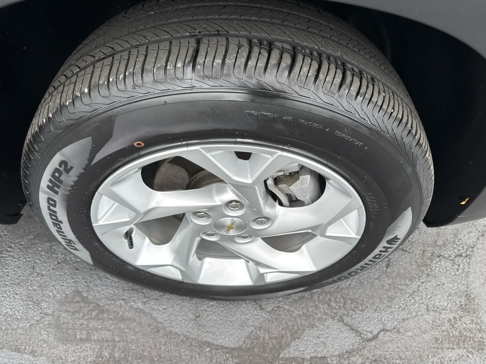 Used 2024 Chevrolet Trax LS w/ LS Convenience Package FWD image 13