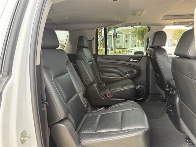 Used 2020 Chevrolet Suburban LT image 32