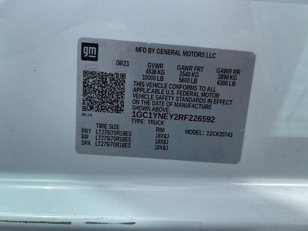 Used 2024 Chevrolet Silverado 2500 LT AWD/4WD image 25