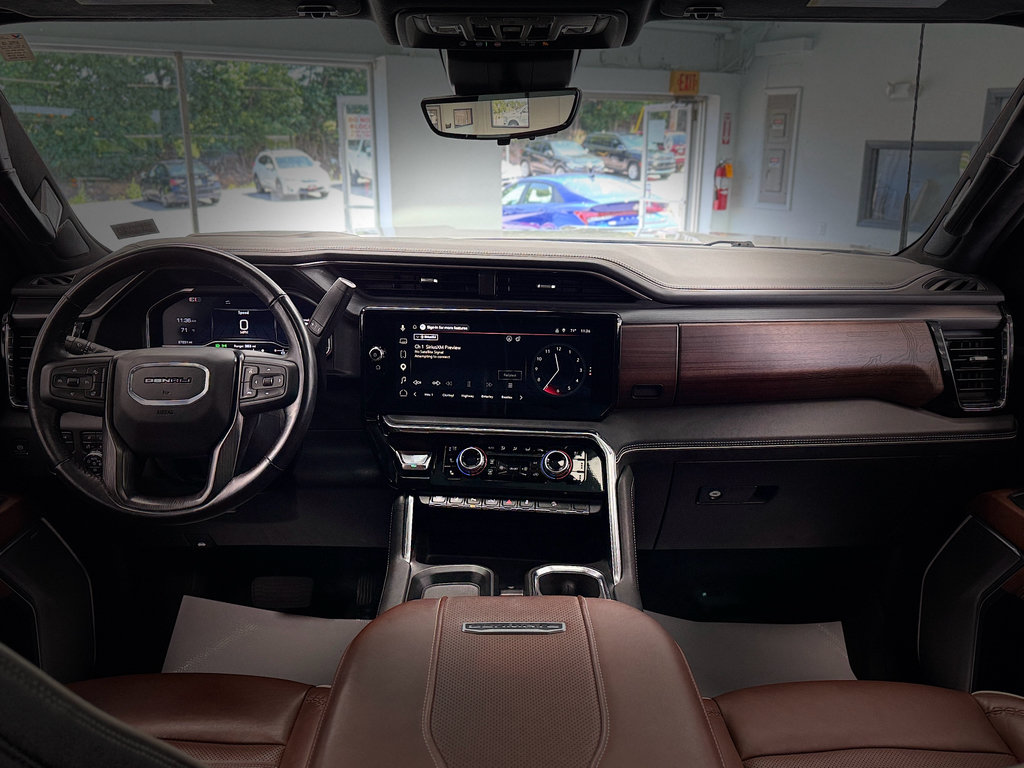 Used 2024 GMC Sierra 2500 Denali Ultimate AWD/4WD image 22