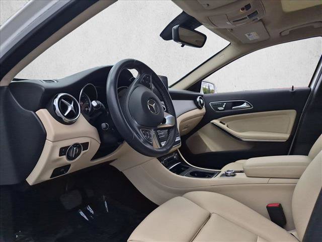 Used 2019 Mercedes-Benz GLA 250 4MATIC image 11