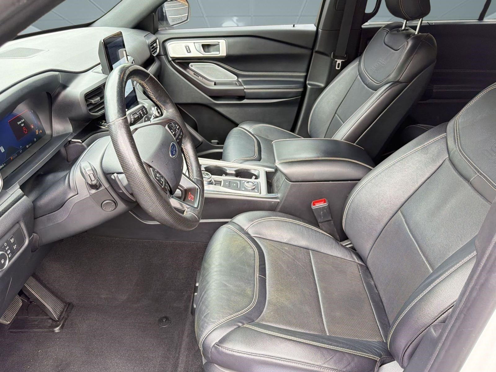 Used 2020 Ford Explorer ST w/ Premium Technology Package AWD/4WD image 5