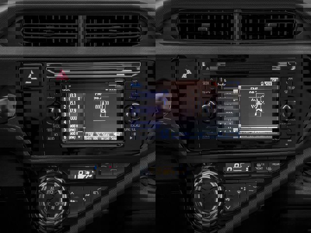 Used 2016 Toyota Prius C Three FWD image 10