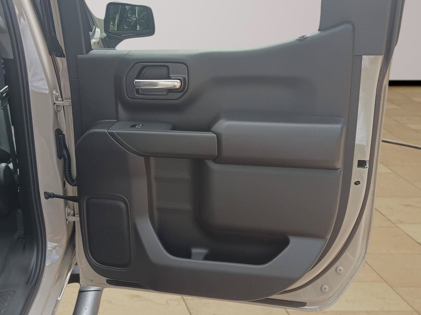 New 2026 Chevrolet Silverado 1500 Custom w/ LPO, Dark Essentials Package AWD/4WD image 21