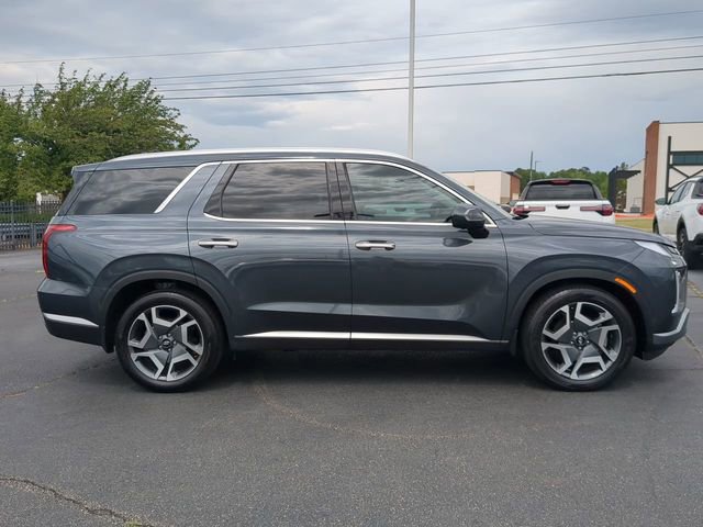 Used 2025 Hyundai Palisade SEL FWD image 3