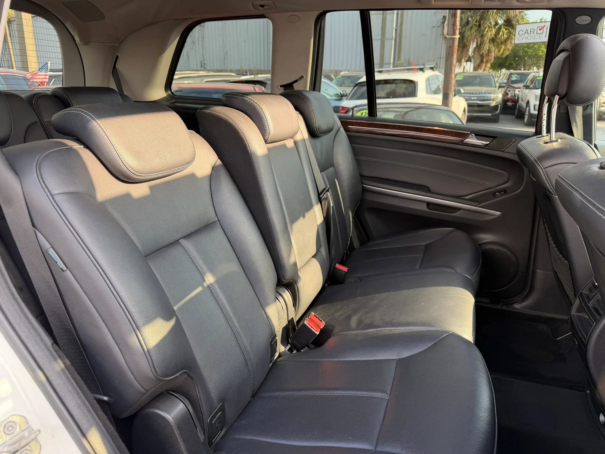 Used 2010 Mercedes-Benz GL 450 4MATIC image 13