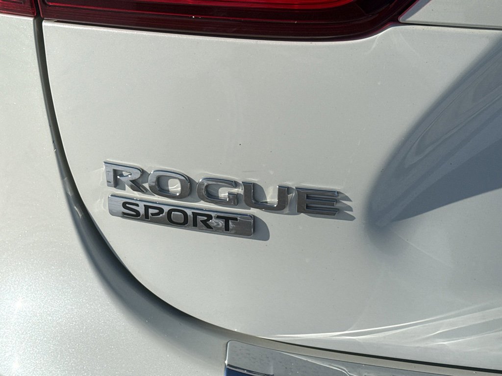 Certified 2021 Nissan Rogue Sport SV image 8