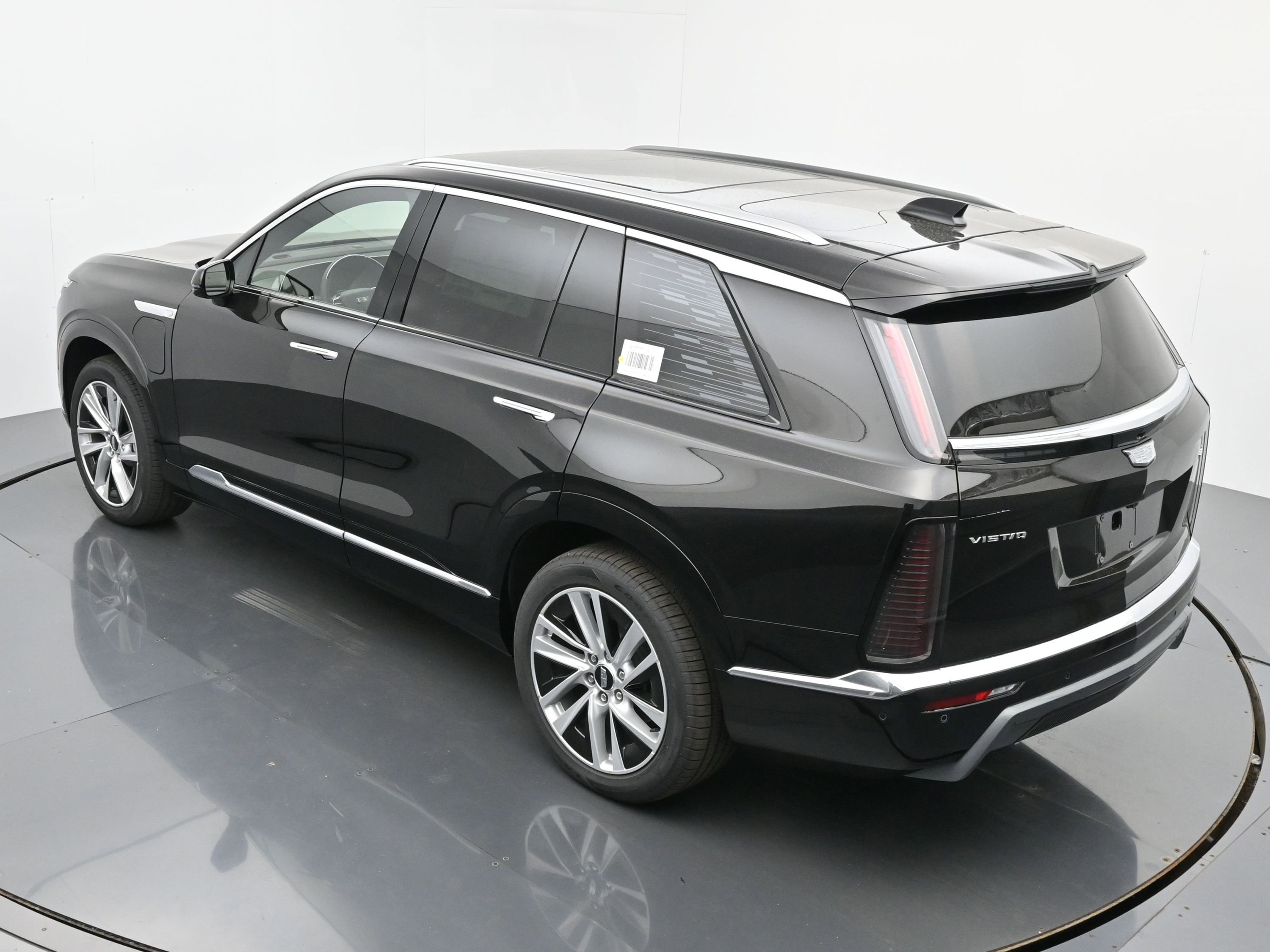 New 2026 Cadillac Vistiq Luxury w/ LPO, Floor Liner Package image 25