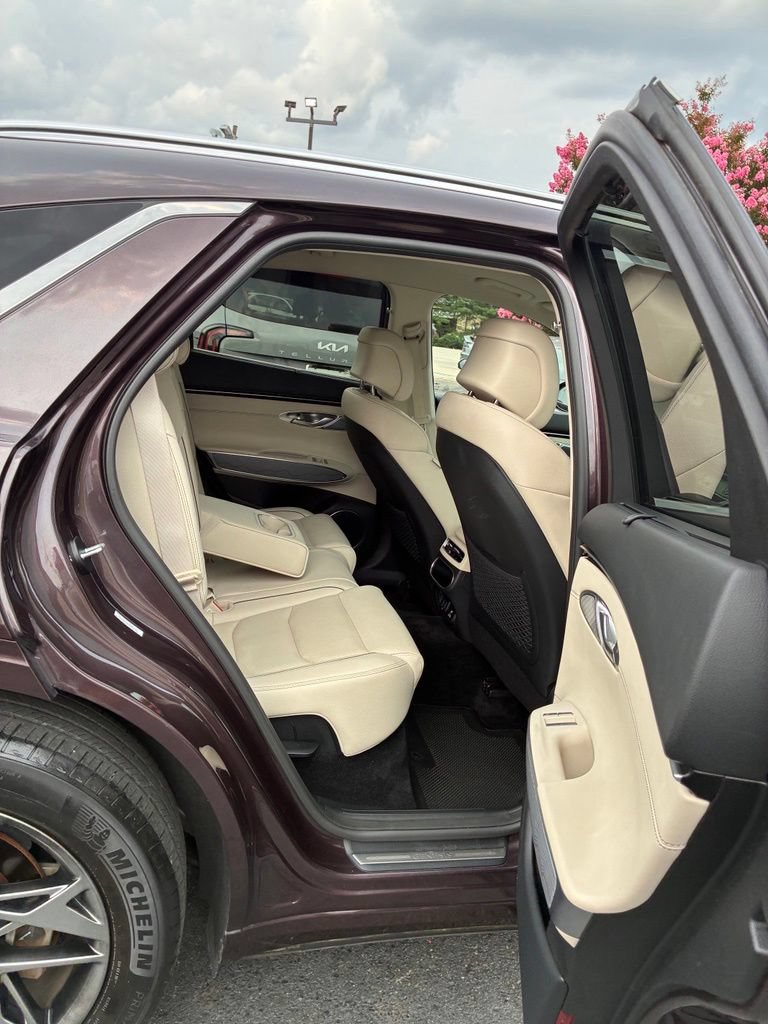Used 2022 Genesis GV70 2.5T w/ Advanced Package AWD/4WD image 22