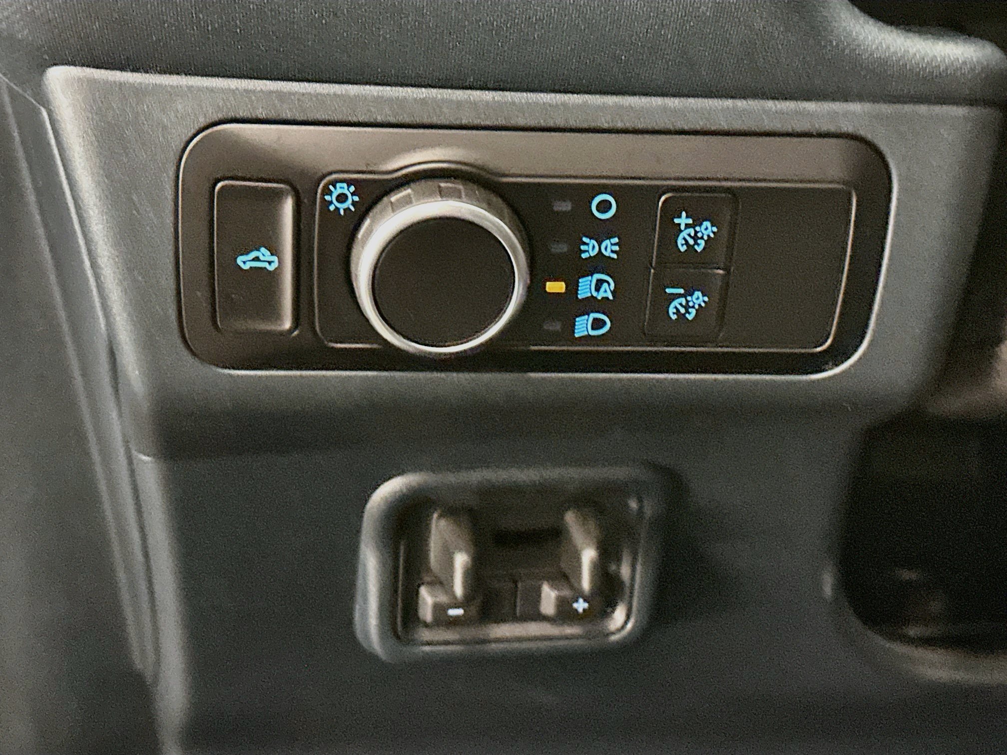 Used 2023 Ford Maverick XLT w/ Equipment Group 300A Standard AWD/4WD image 17