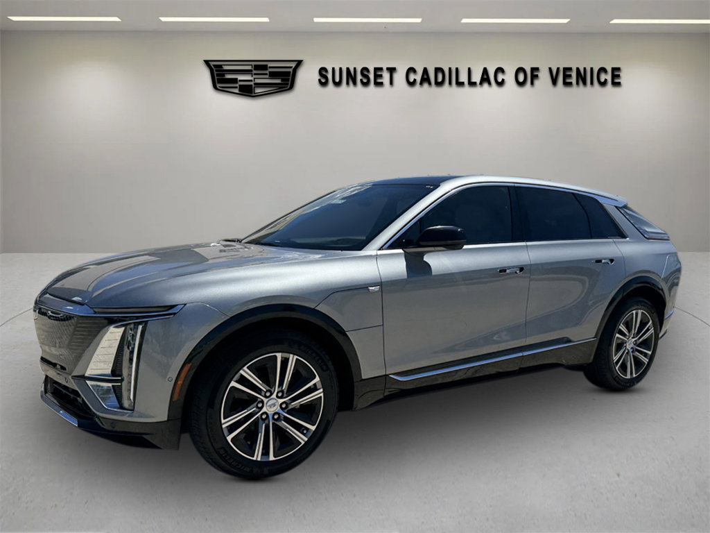 New 2026 Cadillac Lyriq Luxury image 7