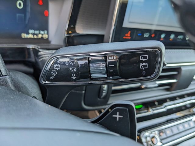 Used 2025 Lincoln Corsair Reserve w/ Equipment Group 202A image 28