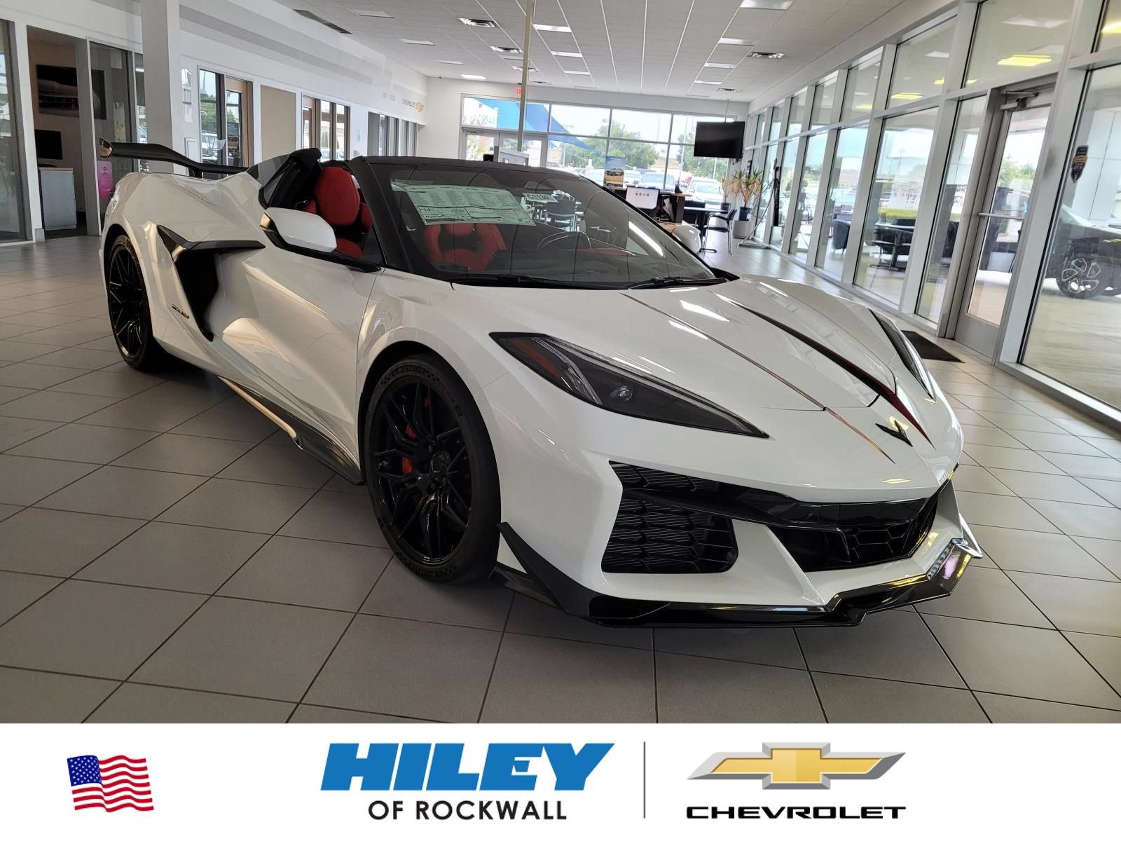 New 2027 Chevrolet Corvette Z06 w/ Z07 Performance Package RWD video 1