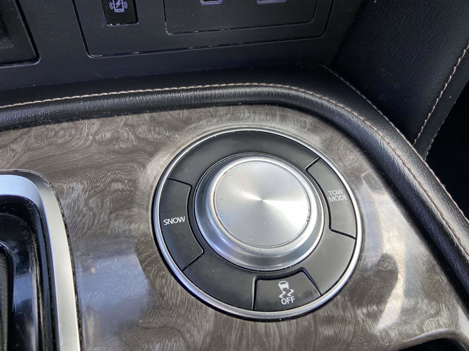 Used 2021 Nissan Armada Platinum image 16