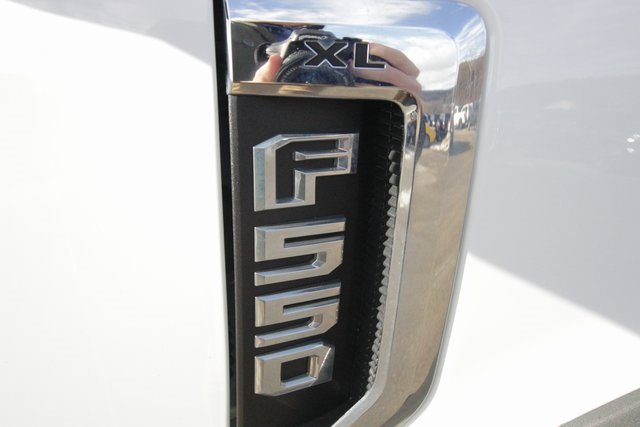 Used 2021 Ford F550 4x4 Regular Cab Super Duty image 18