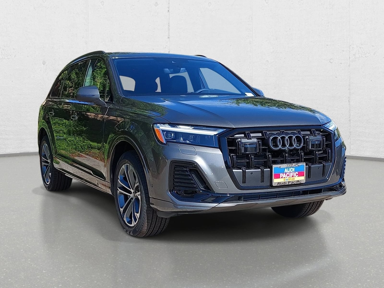 New 2026 Audi Q7 2.0T Premium Plus AWD/4WD image 3