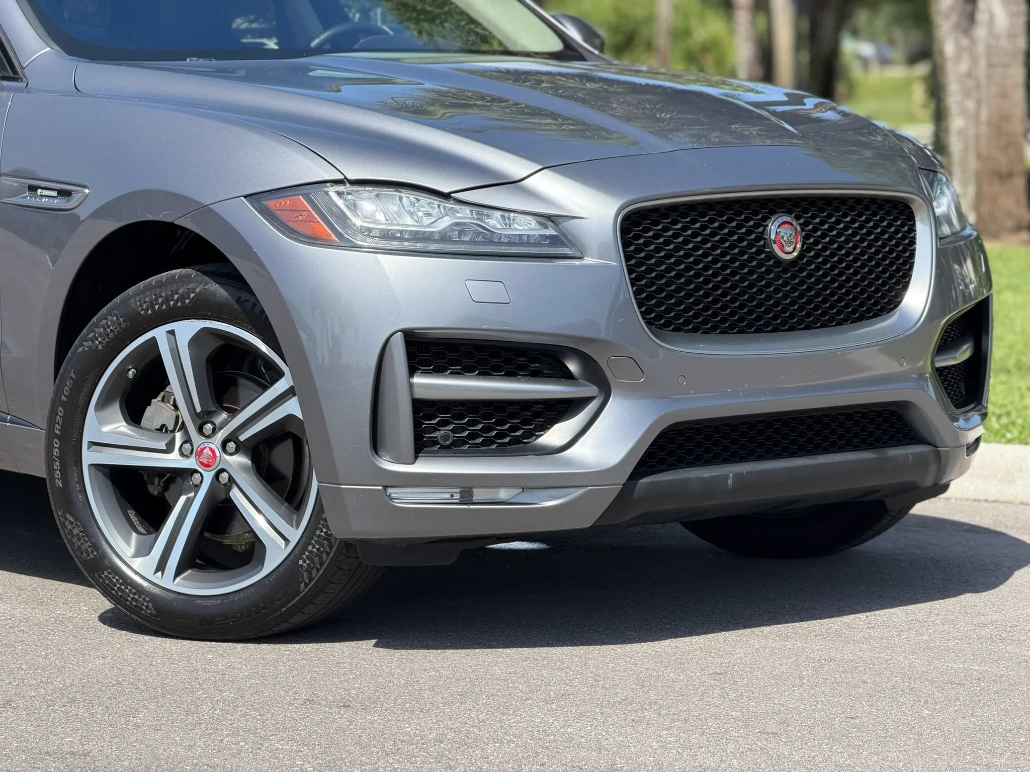 Used 2020 Jaguar F-PACE R-Sport AWD/4WD image 49