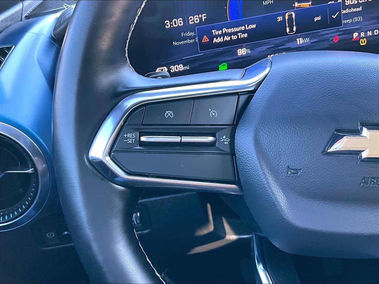 Used 2025 Chevrolet Equinox EV LT w/ Convenience Package FWD image 43