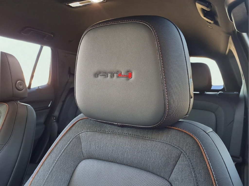 New 2027 GMC Terrain AT4 w/ Convenience Package III AWD/4WD image 23