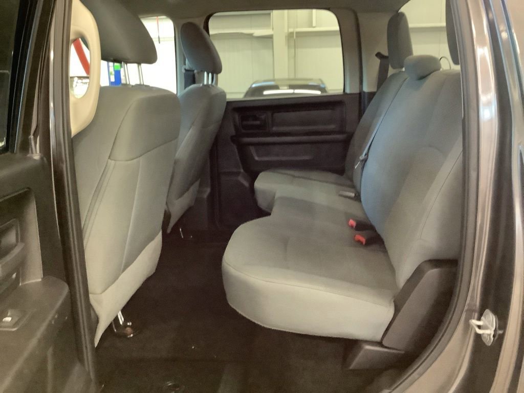 Used 2015 RAM 1500 Express AWD/4WD image 14