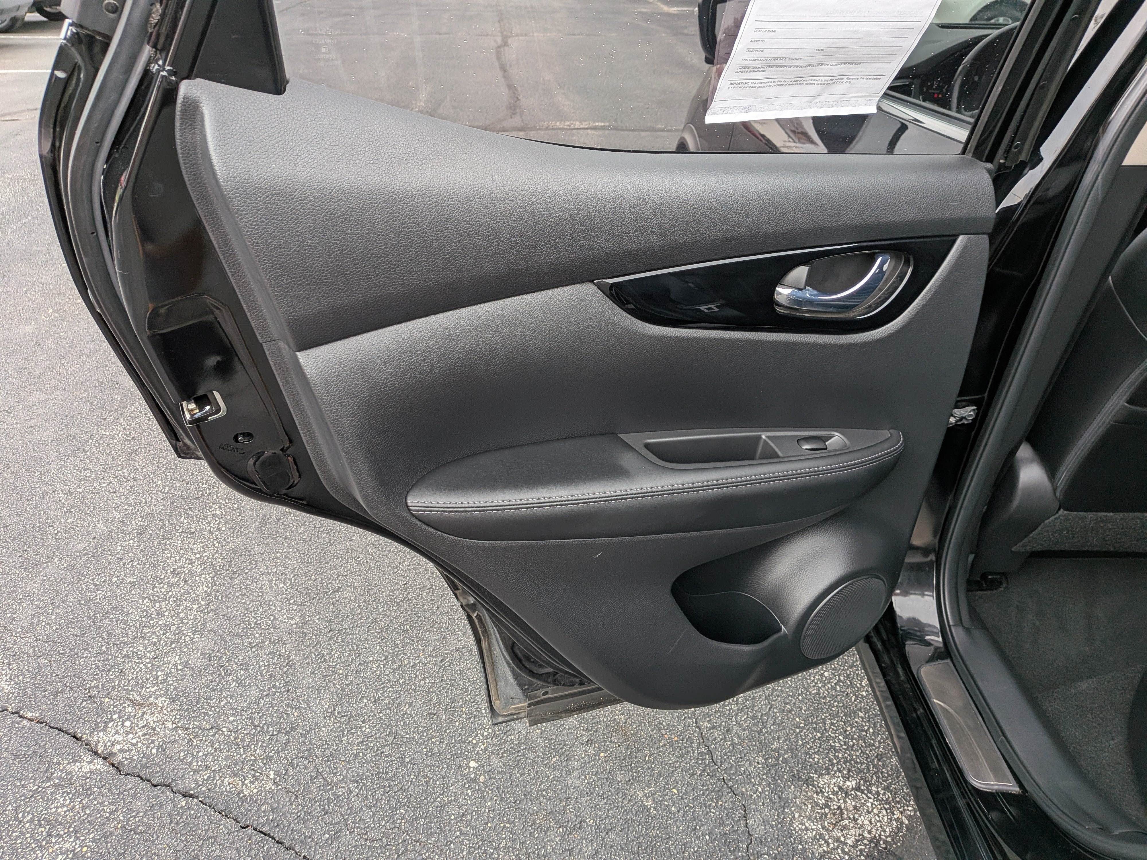 Used 2022 Nissan Rogue Sport SL w/ Premium Package AWD/4WD image 23