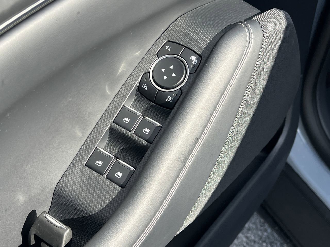 New 2026 Ford Mustang Mach-E Select w/ Comfort Package image 16