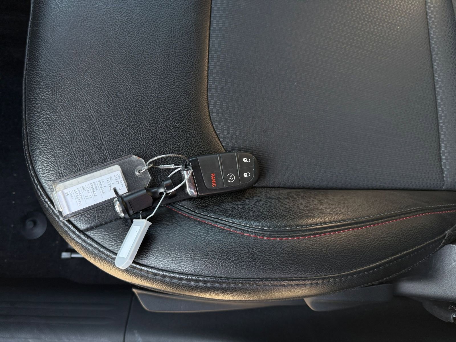 Used 2025 Jeep Compass Trailhawk image 22