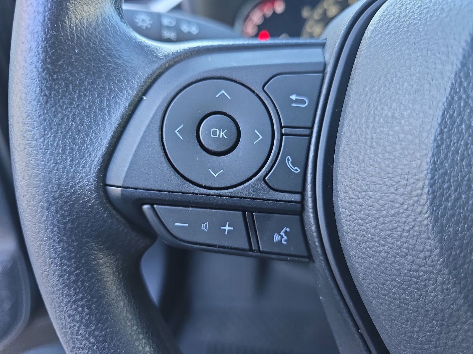 Used 2024 Toyota RAV4 XLE image 22